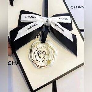 Chanel Camellia plaster decor diffuser